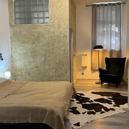 Iron Apartment